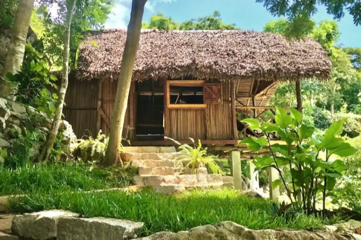 Bungalow Tortue — Makako Lodge Nosy Komba