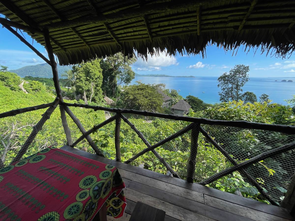 Bungalow Grenouille — Makako Lodge Nosy Komba